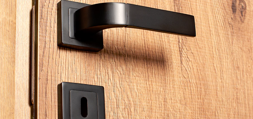 Weekend Lockout Assistance Troubleshooting in Cypress, California